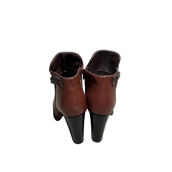 Olivia Miller Brown Ankle Boots With Chain Embellishment Fall Winter Fashion  6 - Picture 5 of 8